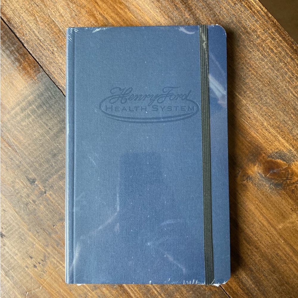 SOLD ***Shinola HardCover Journal  - 8”x5” Dark Blue “Henry Ford Health System - Picture 4 of 10